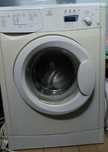 Продам стиральную машину "Indesit"