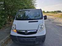 Vând opel vivaro