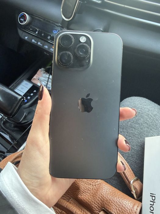iPhone 16 про макс
