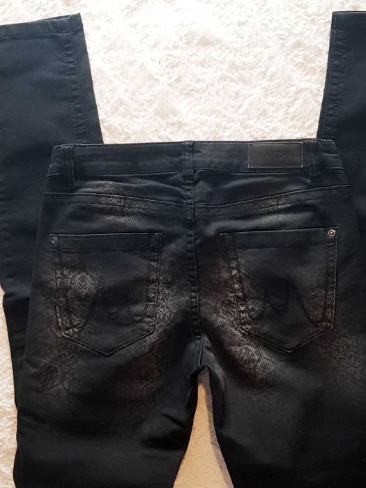 Дамски дънки слим MARCCAIN SPORTS