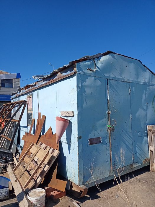 Продам или сдам в аренду вагончики строительные утеплённые, контейнер