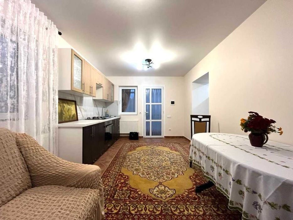 Дава се под наем Двустаен апартамент в София, Оборище - 64 кв.м за 375 € - Снимка #1