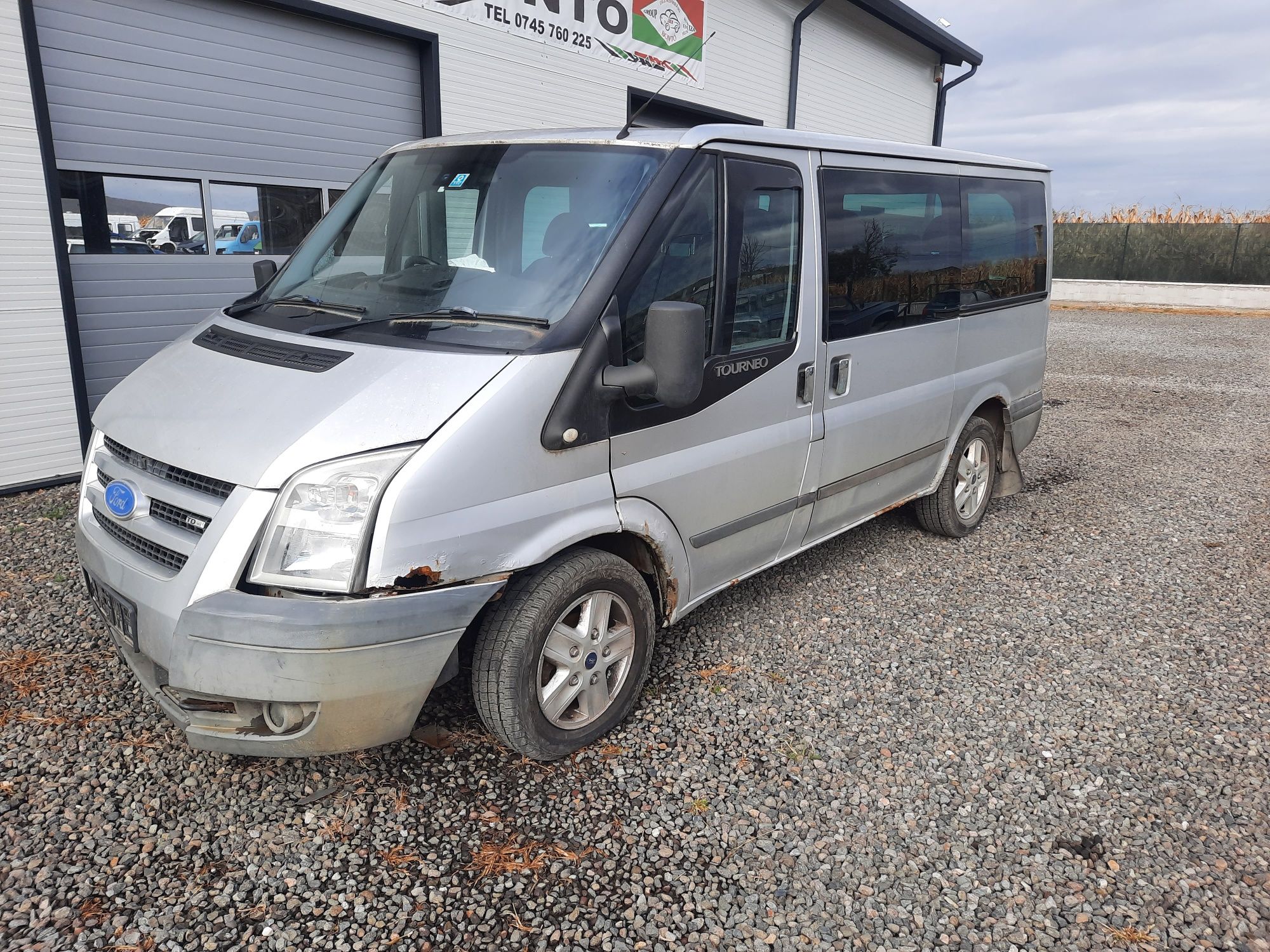 Vand piese Ford Transit 2.2
