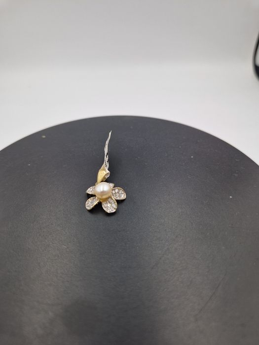 Pandantiv Aur 14 K 2,70 Gr #19655