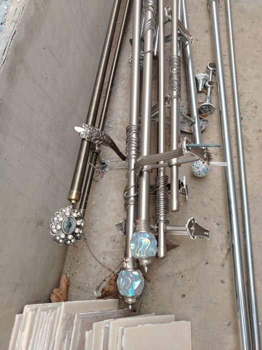 Карнизы металлический