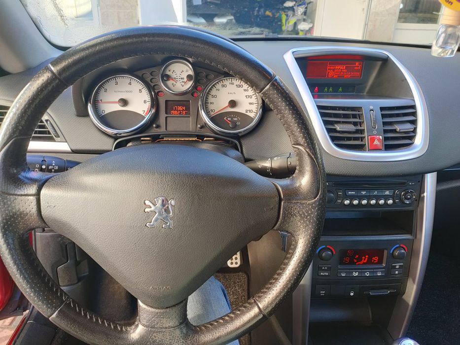 Peugeot Cabrio 207