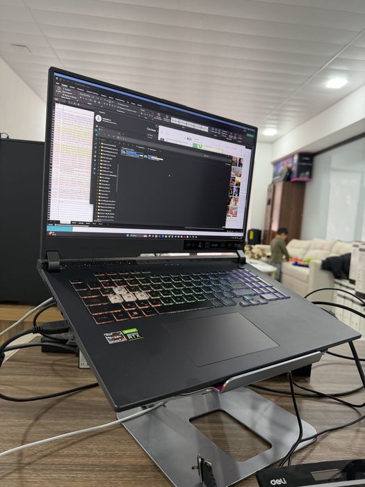 Игровой ноутбук ASUS ROG Strix G713RM