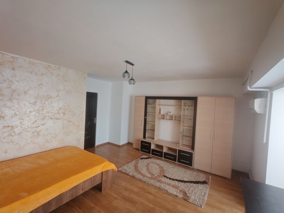 Închiriez apartament 1 cam gara(fosta Billa)