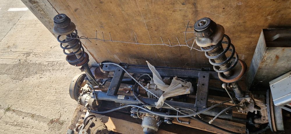 Punte spate Dacia Duster Completa 2016 4×4