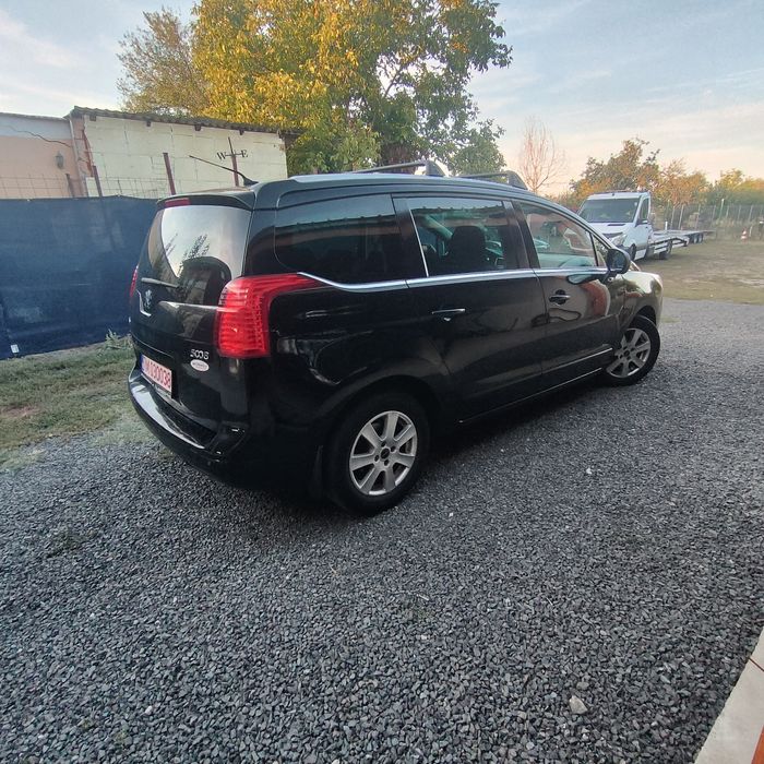 PEUGEOT 5008 7 LOCURI 2014 diesel perfecta stare ieftin URGENT