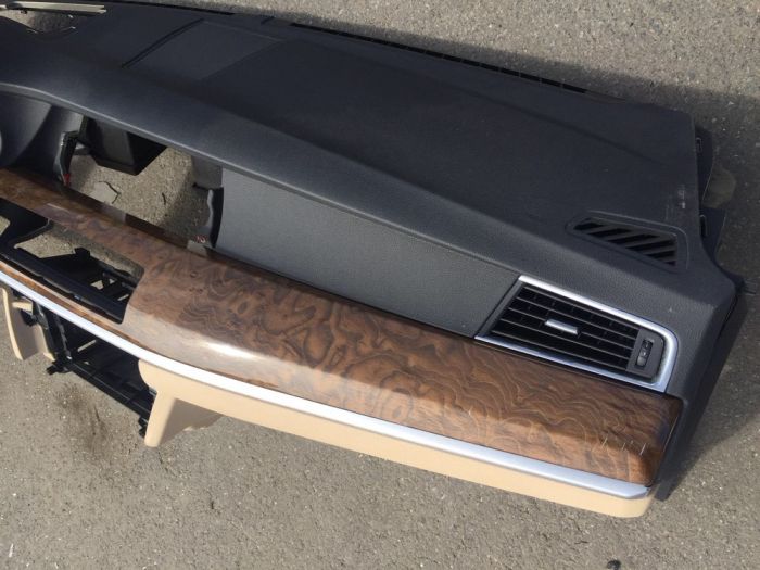 Plansa bord bmw gt 07