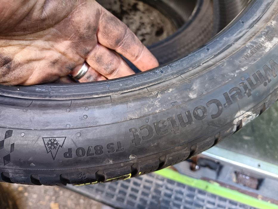 Anvelope MS iarna 245 40 19 continental 2022 6 4mm