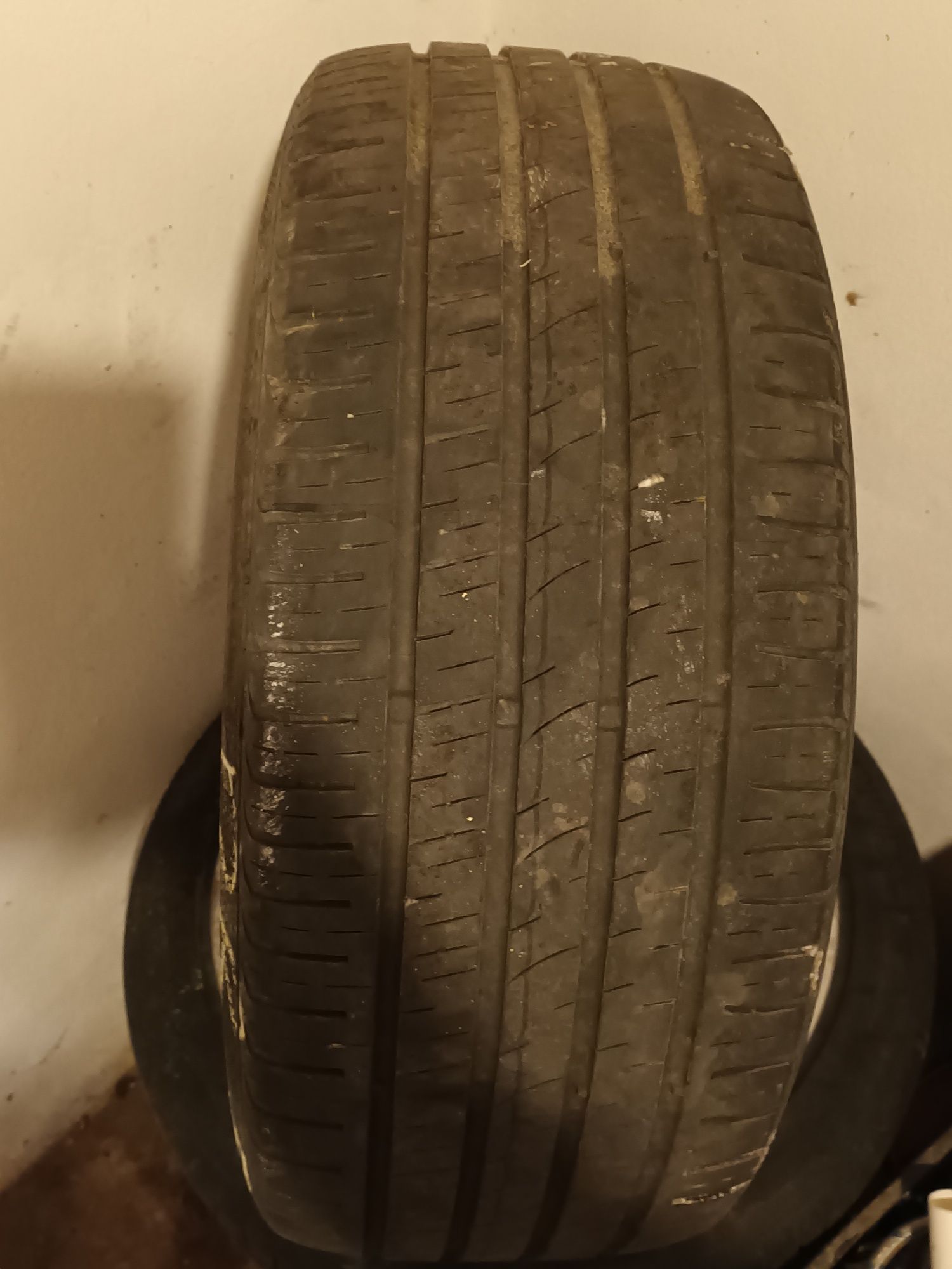 Vând jante+cauciucuri vară 225 45 R17 BMW