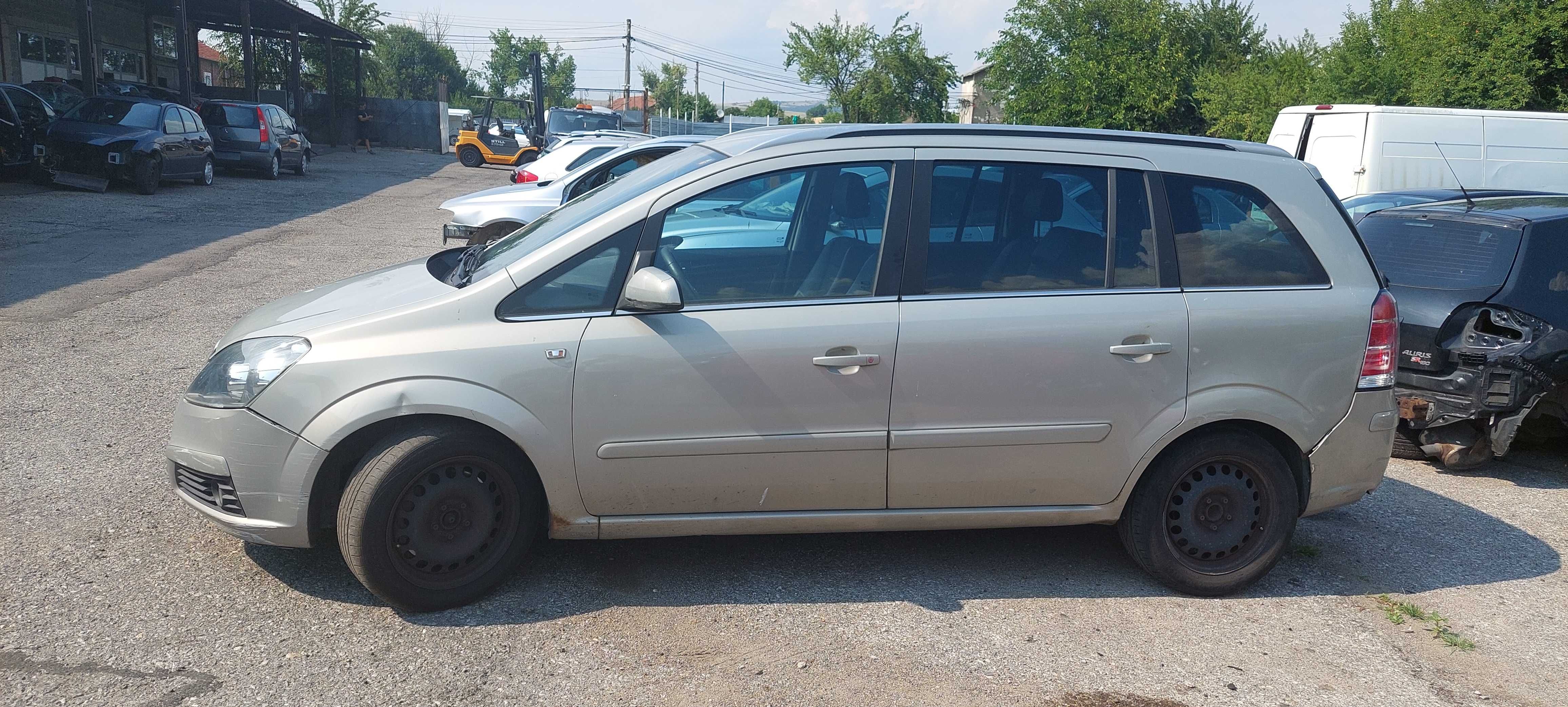 Opel Zafira B 1,9 DT , Опел Зафира Б н части!!
Март 2006