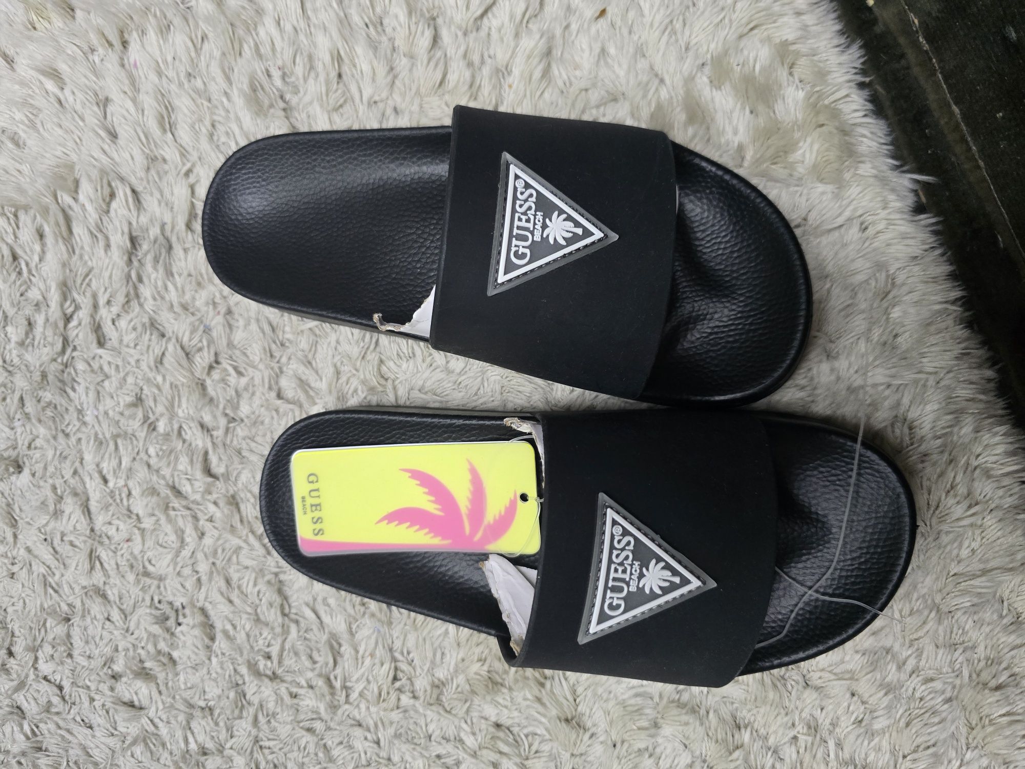 Дамски джапанки Guess