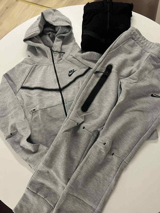 NIKE TECH FLEЕSE - дамски, последни бройки ХС