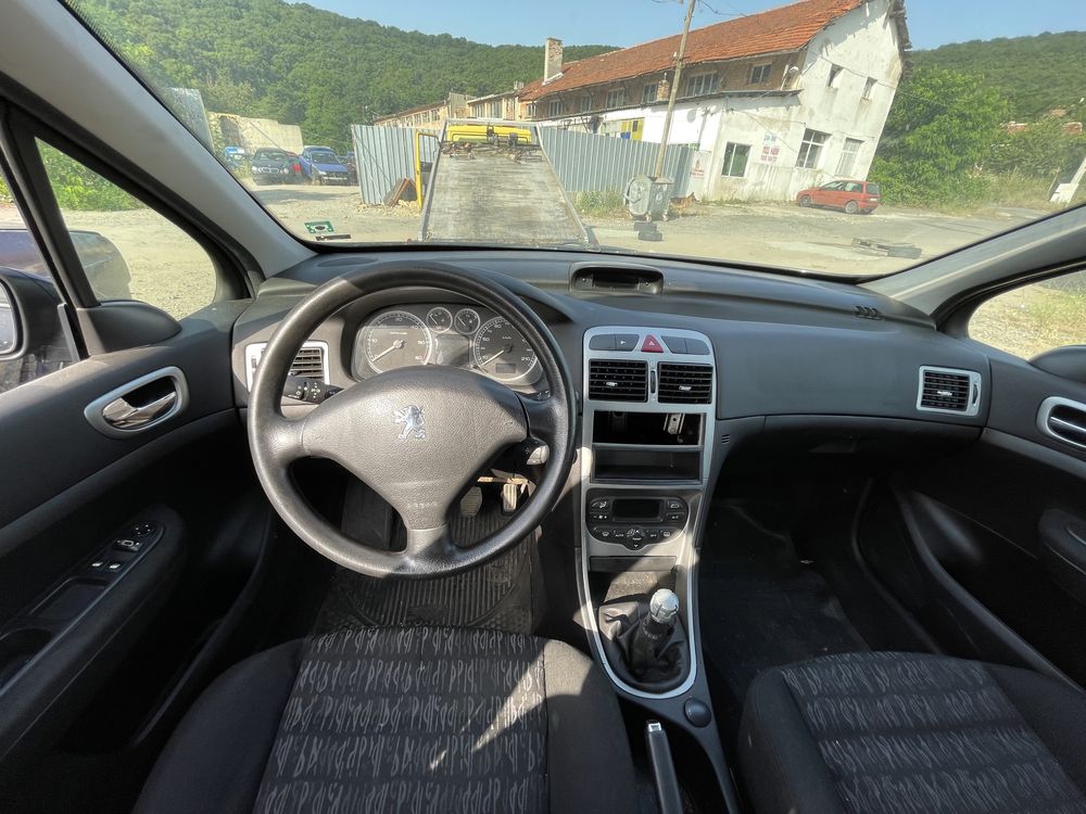 Peugeot 307 2.0hdi На Части