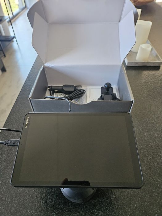 Vand GPS GARMIN nou in cutie !!!