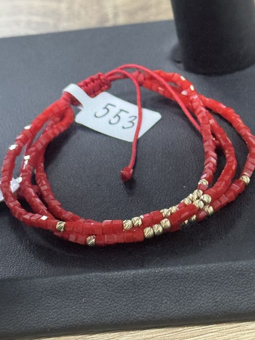 Червена златна гривна