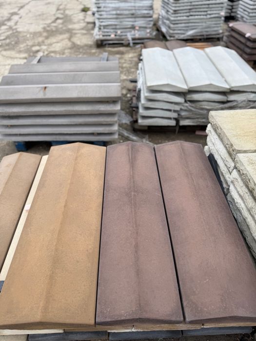 Coame gard în două ape