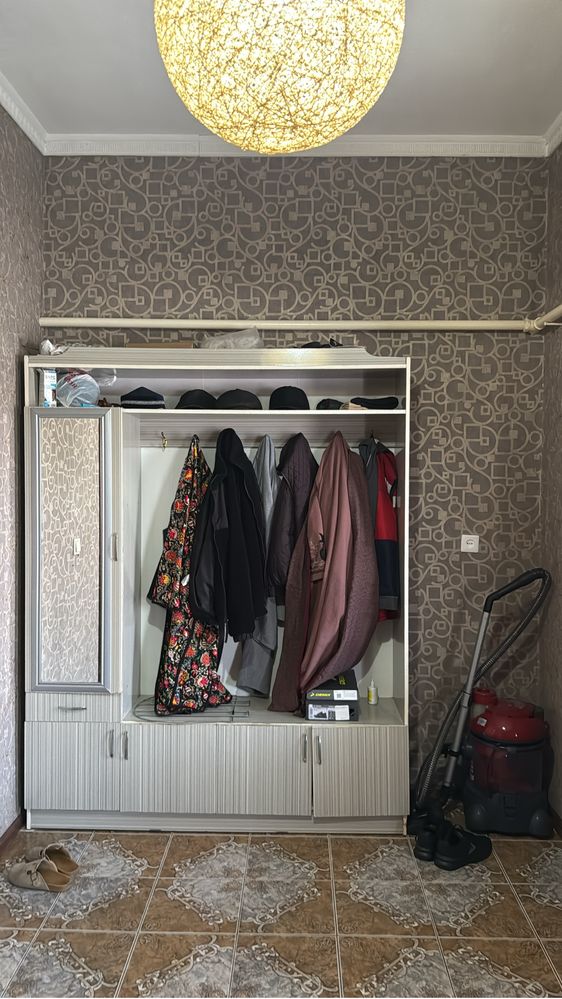 Прихожка продается срочно