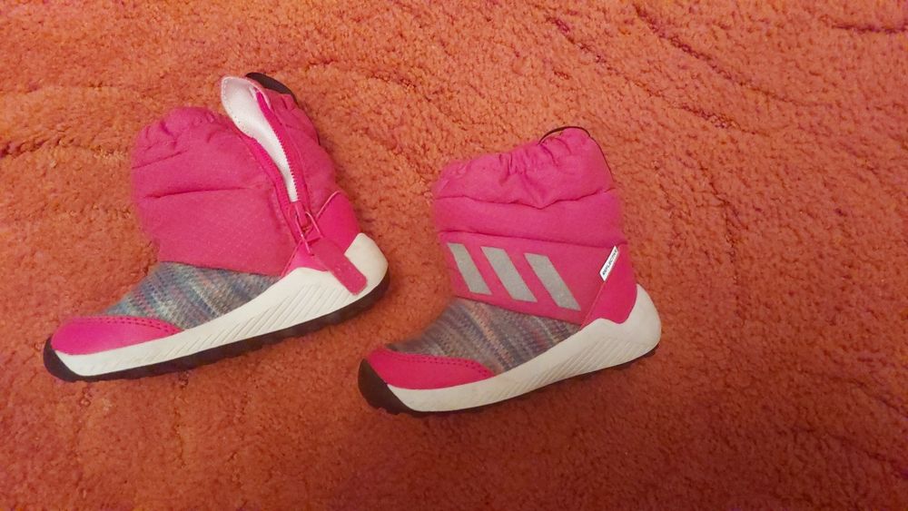 Ghete cizme iarna Adidas marime 23 beat the winter si Pantofi zara mar