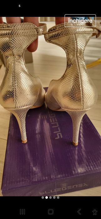 Pantofi noi, piele naturala, aurii