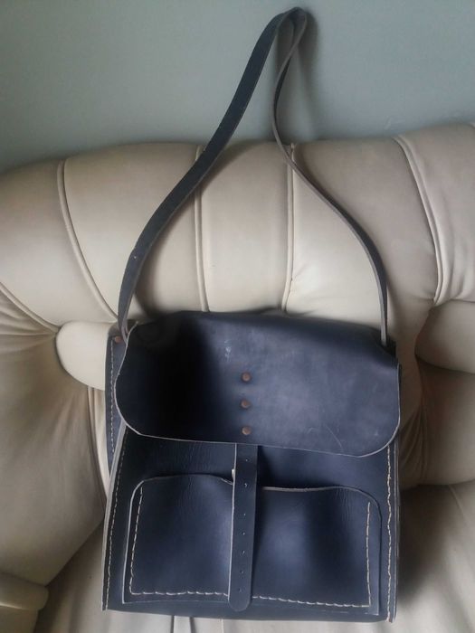 Антикварна кожена чанта