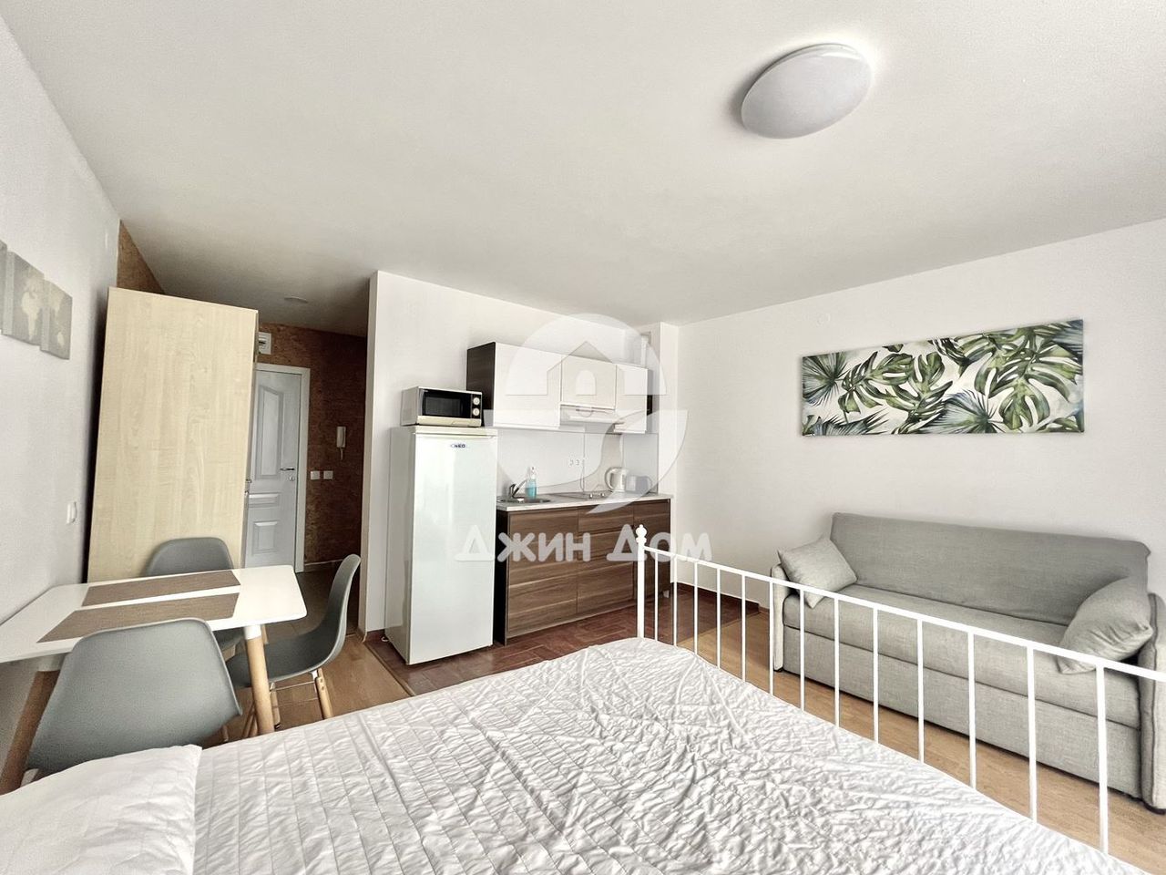Продава се Едностаен апартамент в Свети Влас - 38 кв.м за 1316 €/кв.м - Снимка #2