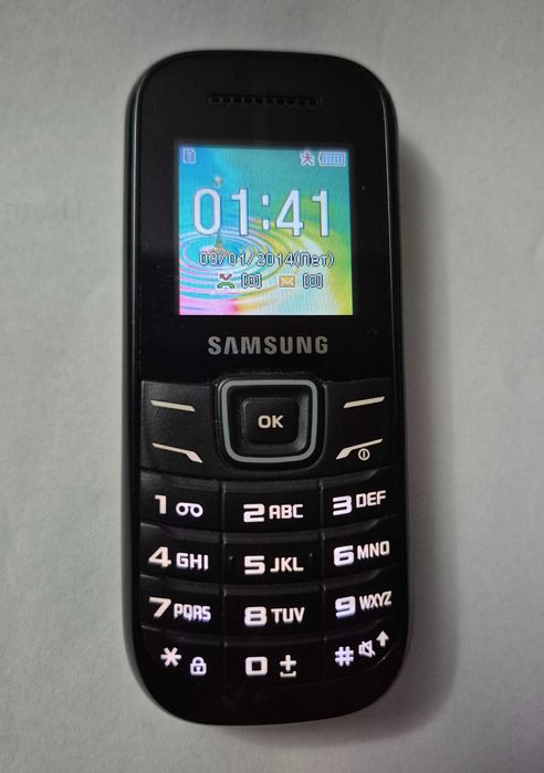 Мобилен телефон Samsung E1200