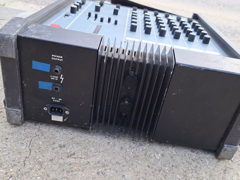 mixer cu amplificare   2x100 v