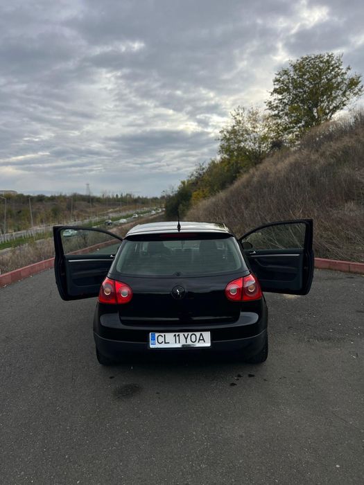 Vănd VW Golf 5 1.6 MPI GPL