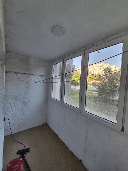 Апартамент 4-стаен, кв. Еленово, гр. Благоевград