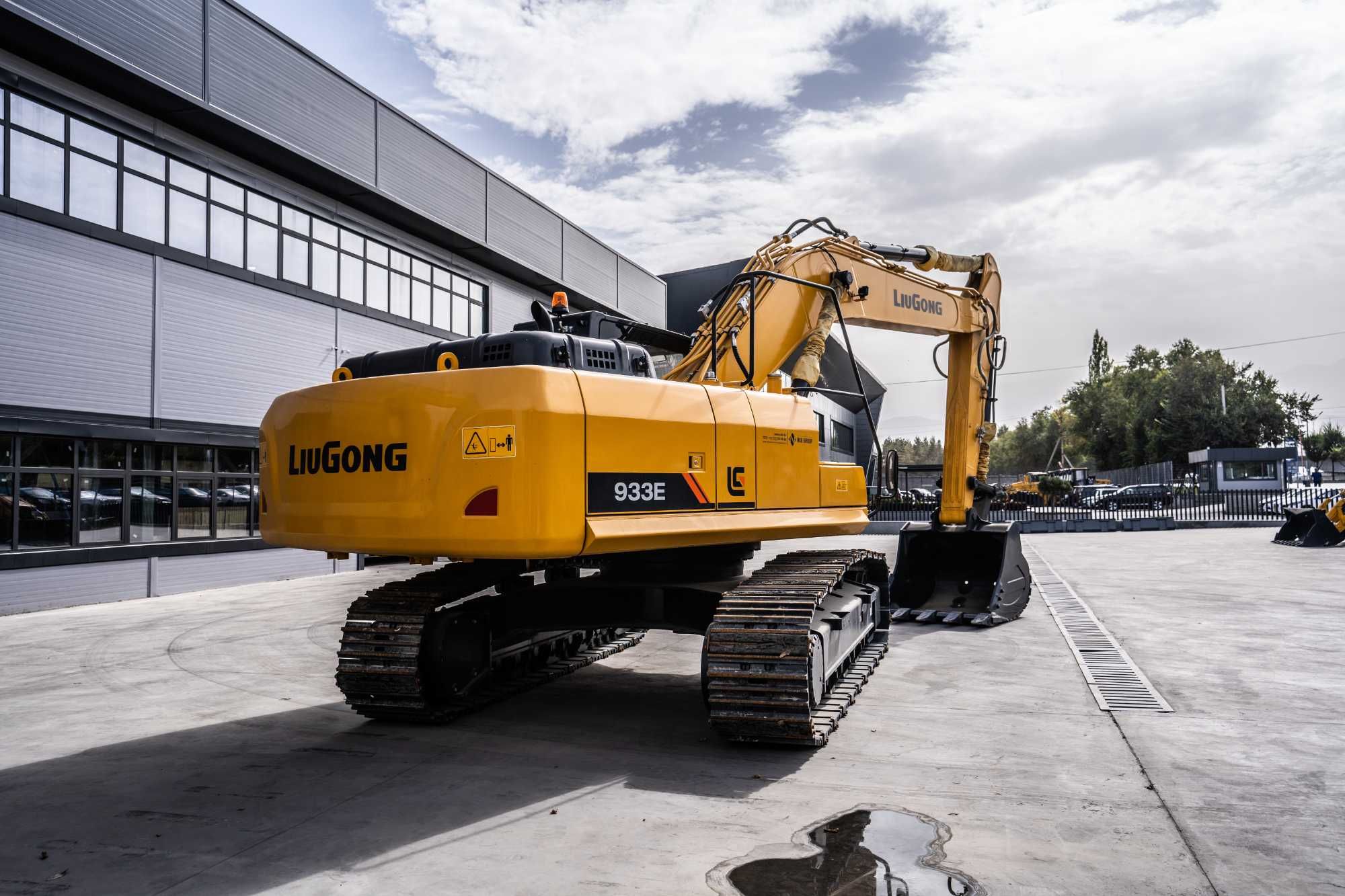 LiuGong 933Е 2025 г.