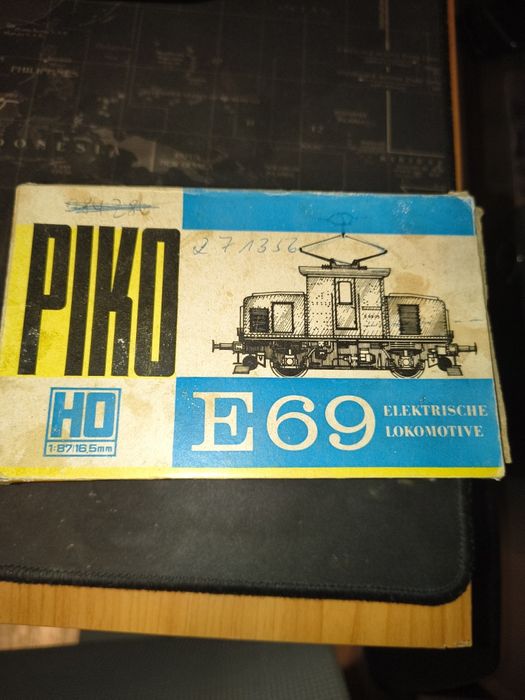 Locomotiva trenuleț piko e69