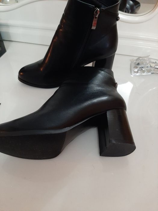 Женская обувь. Сапоги