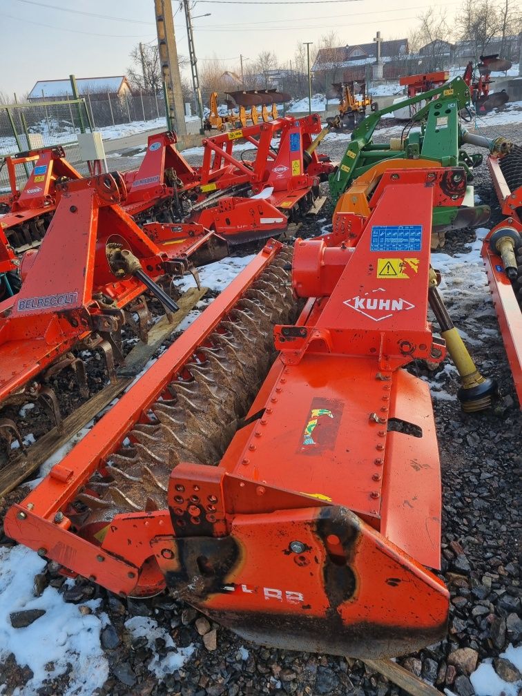 Freza Grapa Rotativa Kuhn HRB 302D