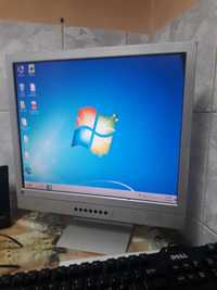 Monitor Eizo si boxe