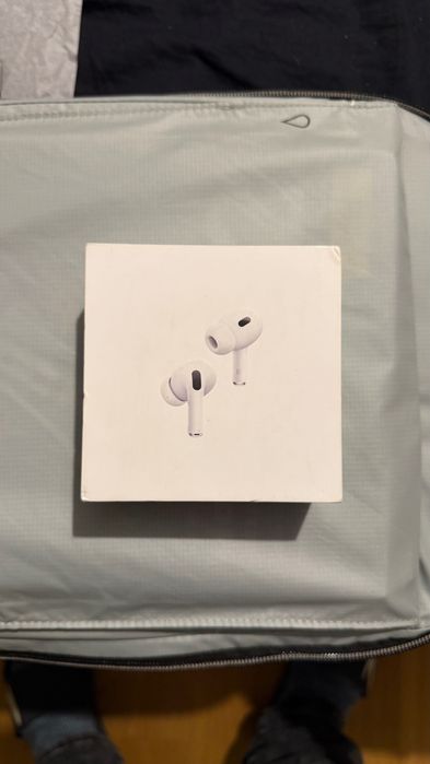 AirPods Pro 2 MagSafe USB C