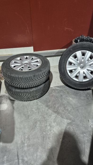 Anvelope de iarnă Hankook cu jante 215 65 R16