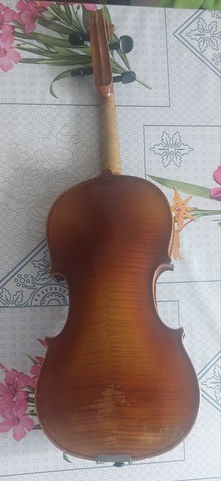Vând Vioara clasica veche 4/4