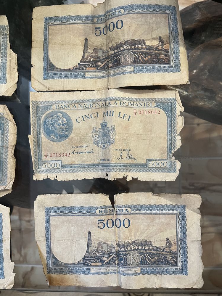 Bani vechi 5000 lei 1944 și 1945