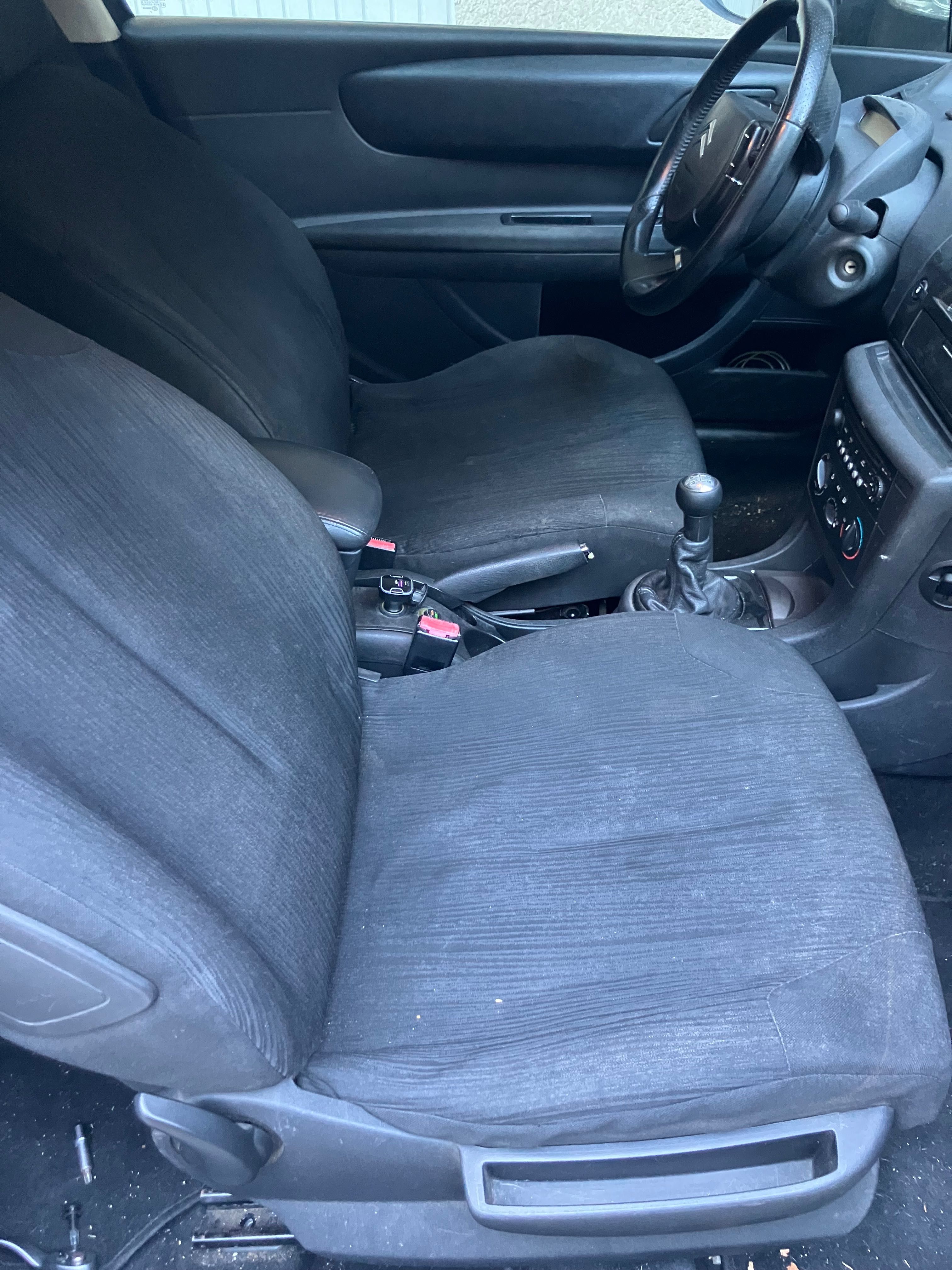 Салон за Citroen c4 coupe