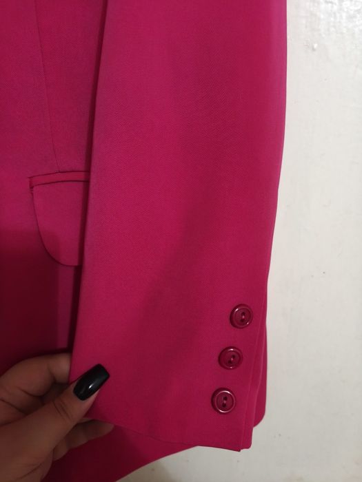 Пиджак женский розовый с тонким подкладом