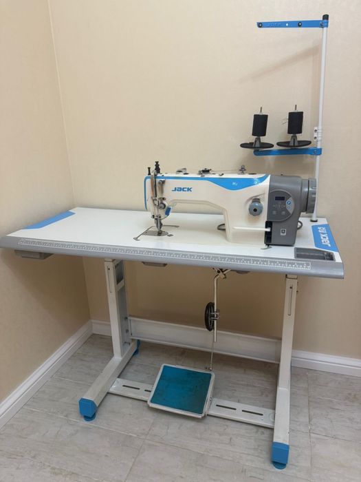 Швейная машина Jack H2