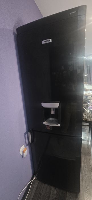 Продвам хладилник Беко