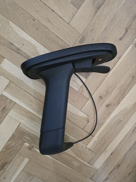 Десен подлакътник за стол ChairPro ErgoPro SE