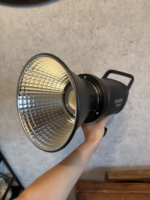 Проф осветление Godox SL60IID