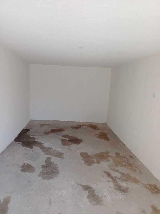 Дава се под наем Гараж / Паркомясто в Сандански - 17 кв.м за 76.5 € - Снимка #1