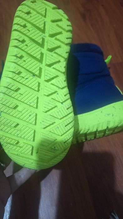 Ghete  iarna Adidas WINTERPLAY mărimea 26